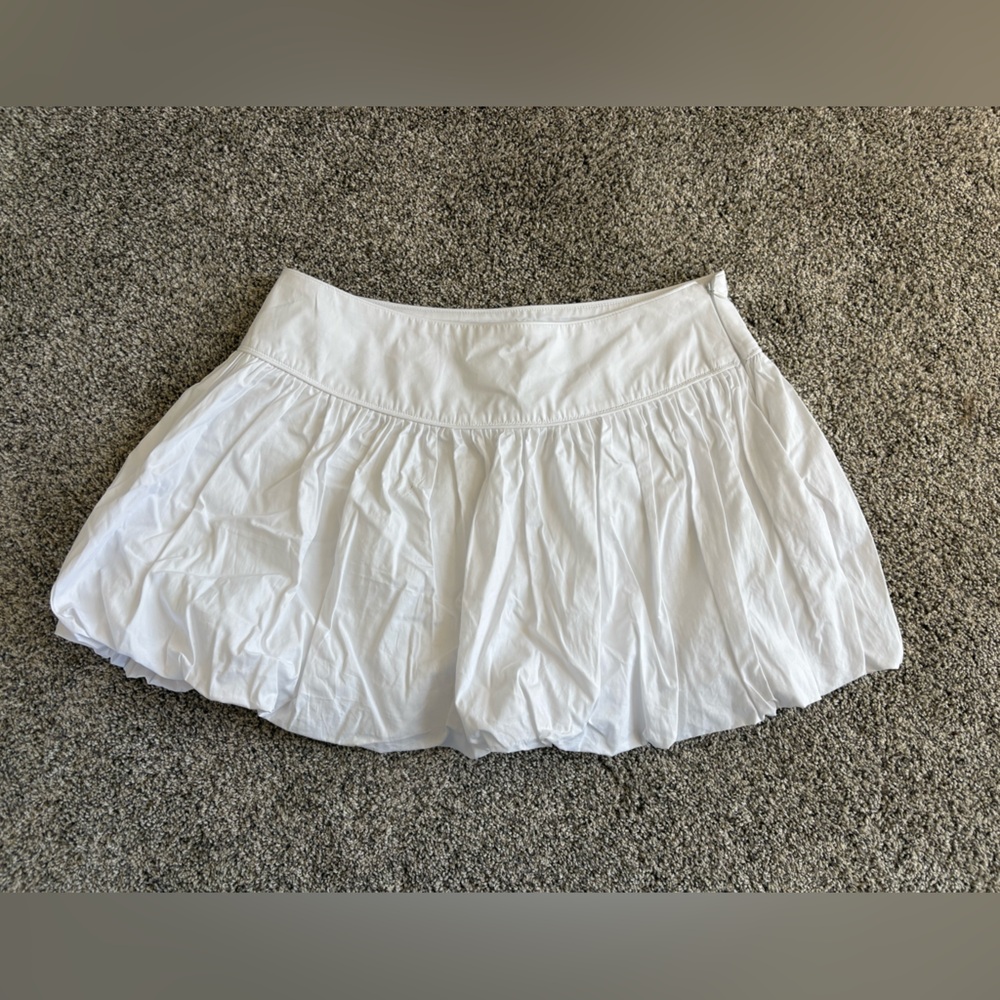 White Women's Pleated Mini Skirt - Classic Summer Style